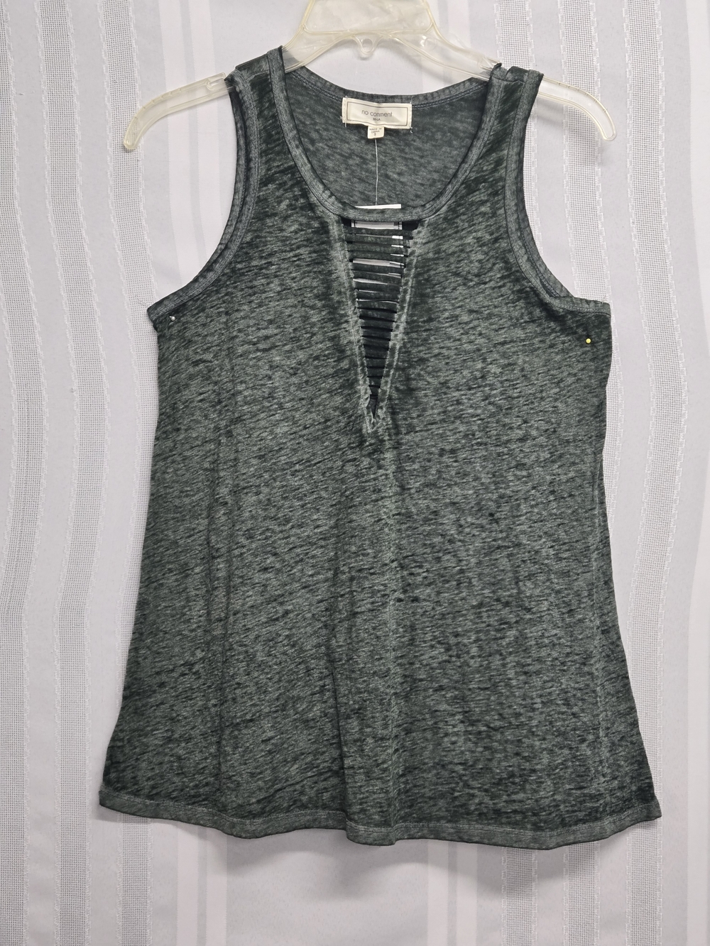 NO COMMENT WOMENS GREEN TANK TOP SIZE SMALL